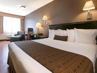 Best Western Plus Dragon Gate Inn Los Ángeles Habitación foto